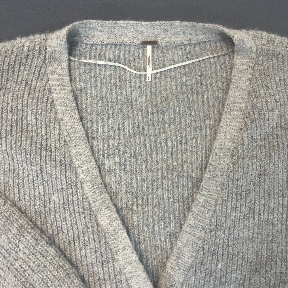 Free‎ People Womens Med Wool Blend Cardigan Sweater Button Front Boho Y2K Grey - Picture 2 of 14